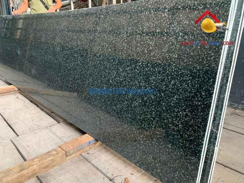 mau-da-hoa-cuong-xanh-den-dichvuthicong