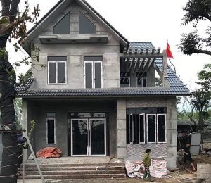 Mẫu cửa nh&ocirc;m k&iacute;nh việt ph&aacute;p m&agrave;u ghi đen đẹp