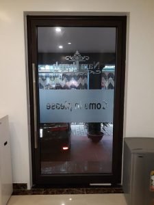 Mẫu cửa nhôm kính Xingfa màu đen ghi đẹp
