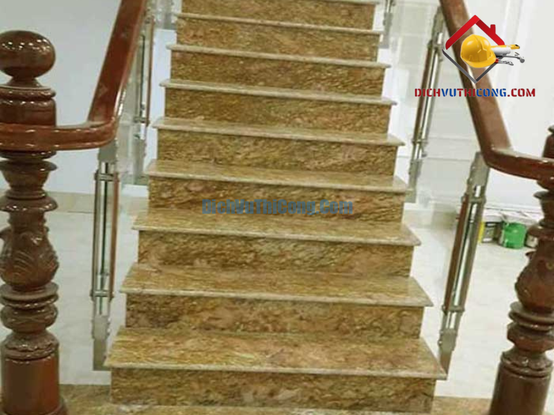 mau-da-cau-thang-12-dichvuthicong