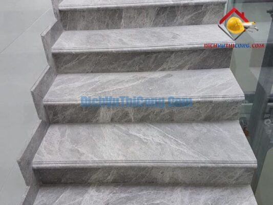 mau-da-cau-thang-dichvuthicong