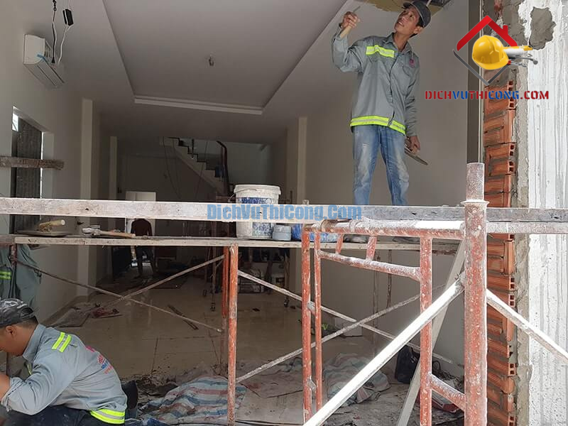 dich-vu-sua-chua-nha-cua-3-dichvuthicong