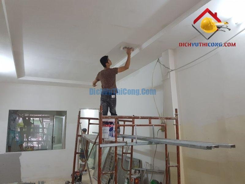 sua-chua-nha-hoc-mon-dichvuthicong-2