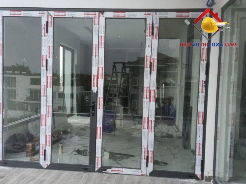 thi-cong-nhom-kinh-cu-chi-dichvuthicong-2