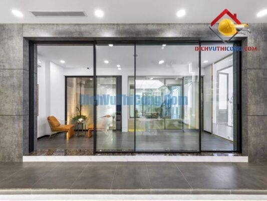 thi-cong-nhom-kinh-quan-12-dichvuthicong