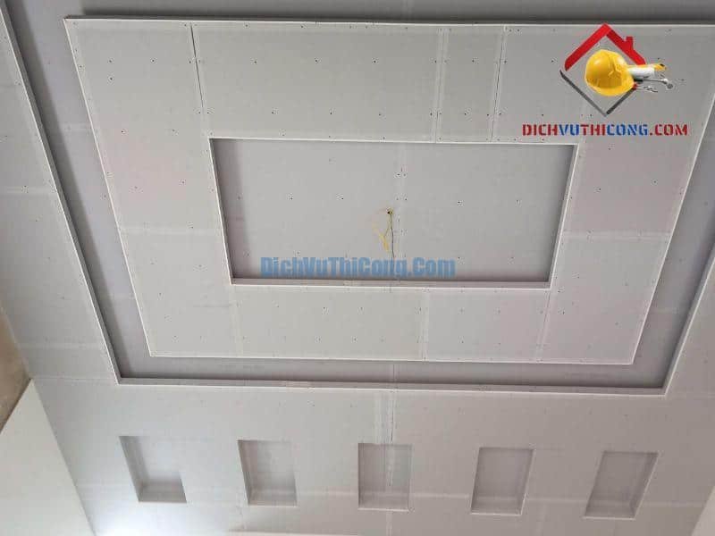 thi-cong-thach-cao-hoc-mon-dichvuthicong-1