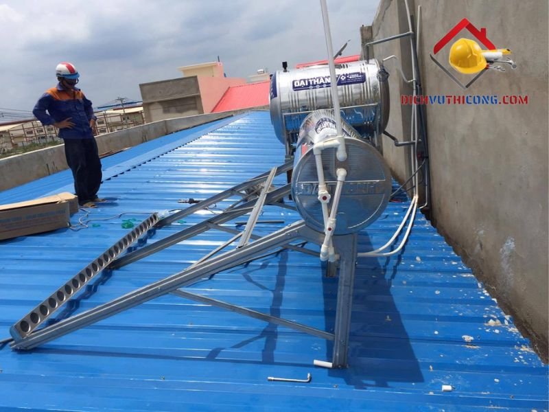 may-nuoc-nong-nang-luong-mat-troi-quan-12-dichvuthicong-2